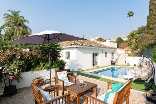 Maison de vacances 'Casa Cerro Del Aguila' avec vue montagne, Wi-Fi et climatisation