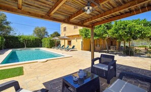 Pool - Villa 'Sa Cova' with Private Pool, Wi-Fi and Air Conditioning (Illes Balears)