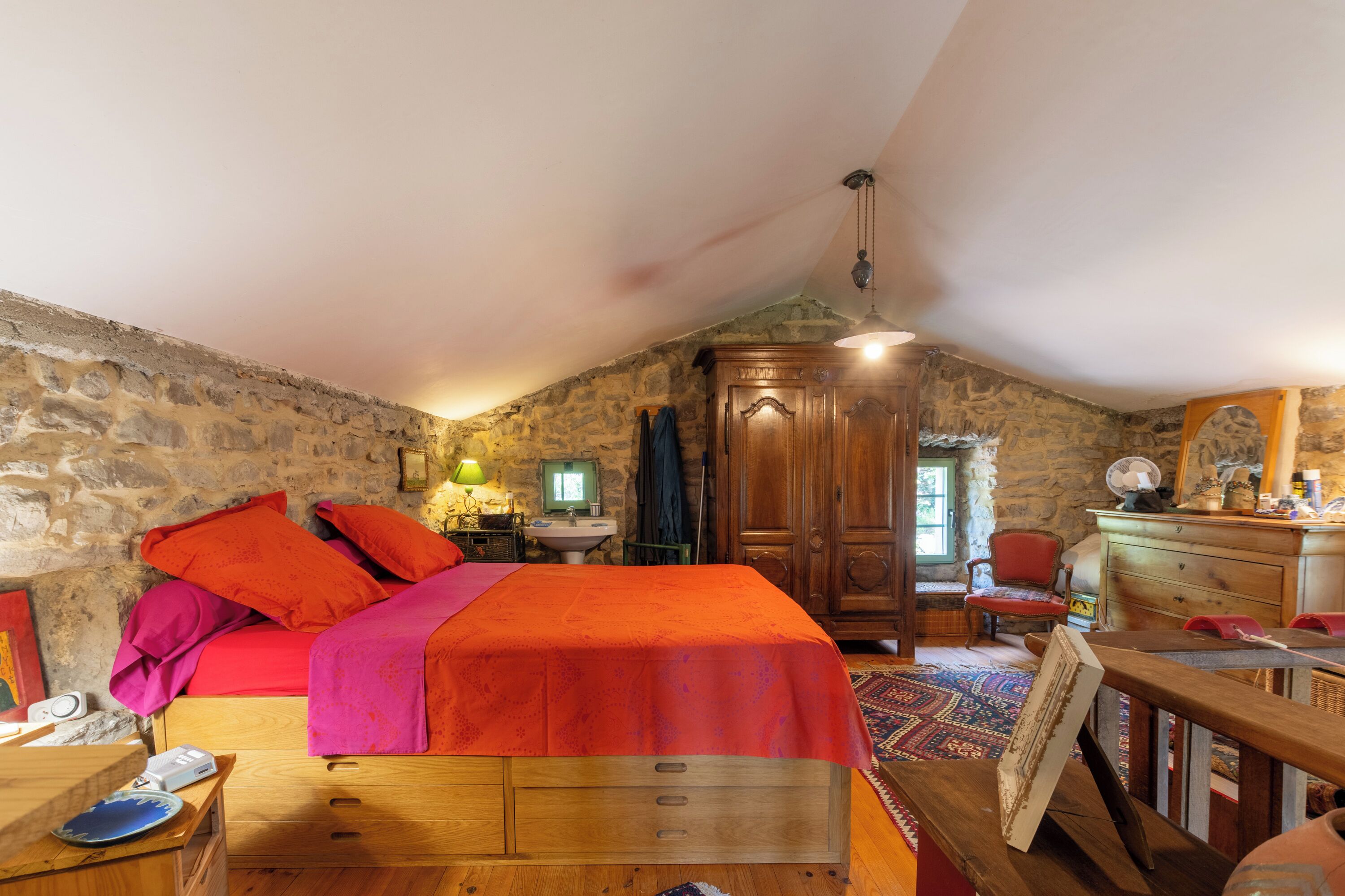 4 chambres, Wi-Fi gratuit, draps fournis