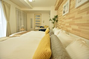 1 bedroom, desk, free WiFi, bed sheets