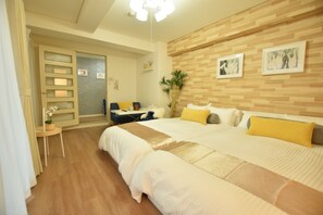 1 bedroom, desk, free WiFi, bed sheets