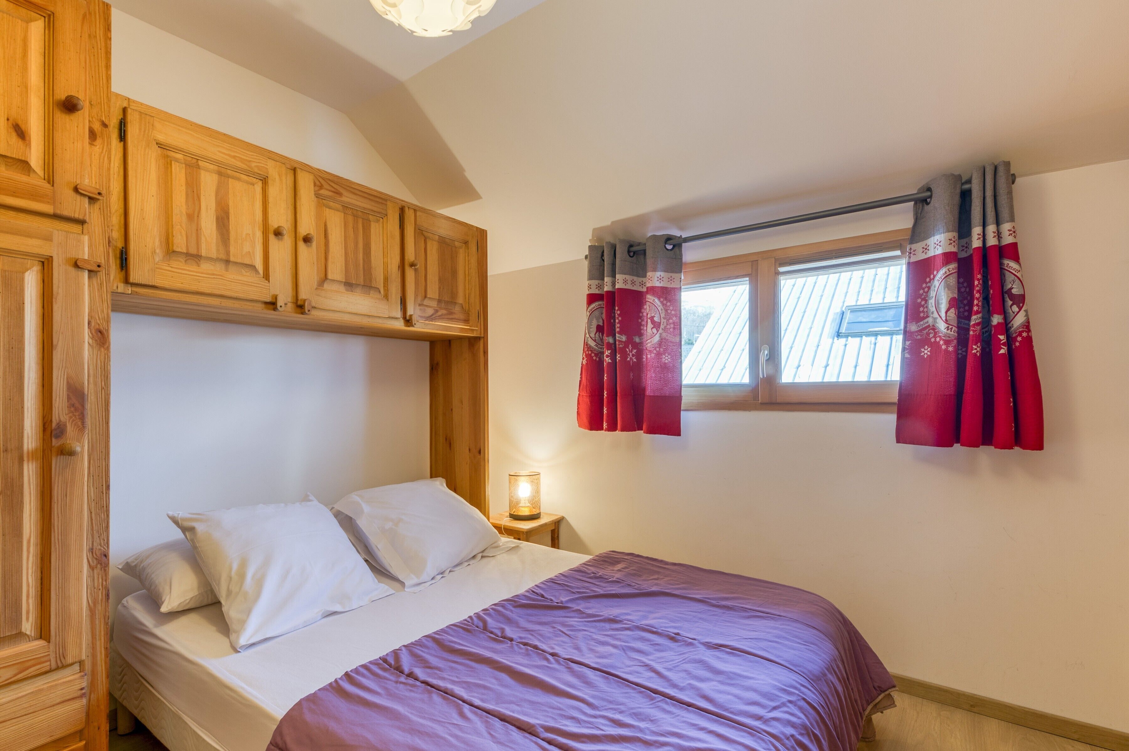 2 camere, ferro/asse da stiro, Wi-Fi gratuito