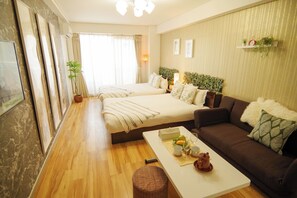 1 bedroom, desk, free WiFi, bed sheets