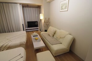 1 quarto, escrivaninha, Wi-Fi de cortesia, roupa de cama