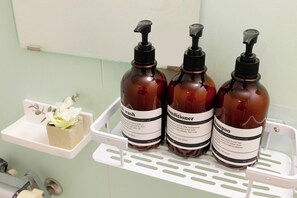 Haartrockner, Handtücher