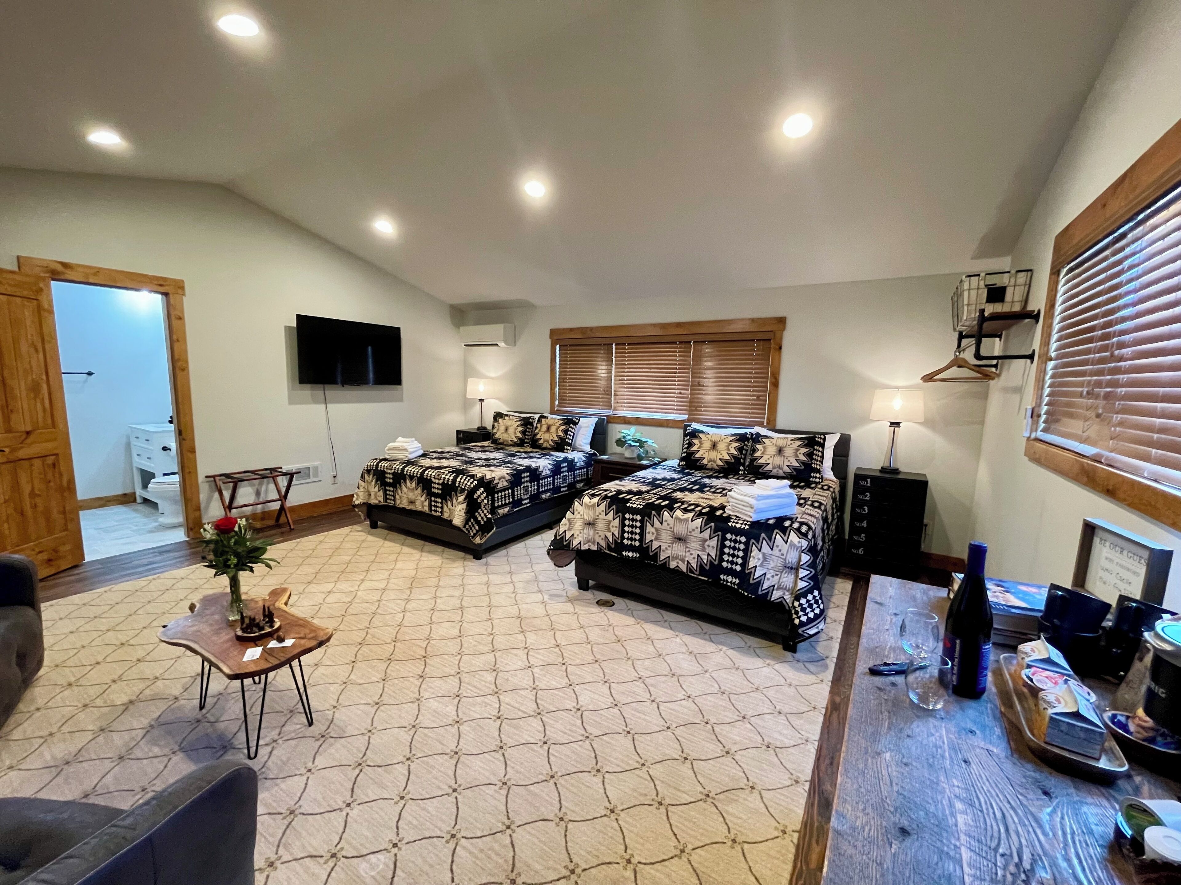 1 bedroom, iron/ironing board, WiFi