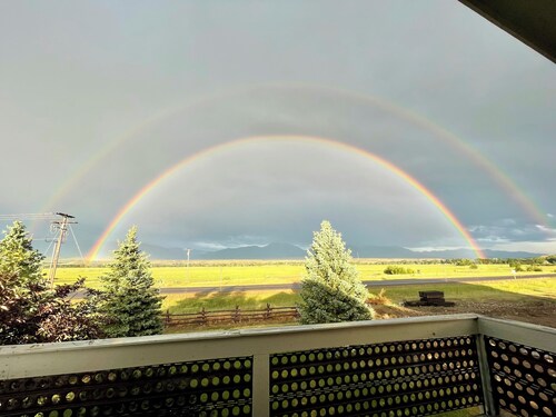 The Mountain View Suite