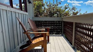 Terrace/patio - The Suite - In the heart of Ennis, Montana and the Madison Valley. Fishing Haven (Ennis)