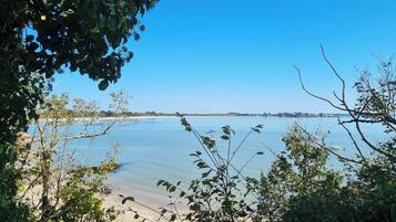 Playa en los alrededores