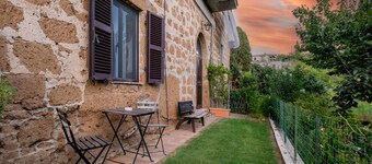 Apartment 'Loft Orsini' with Private Garden