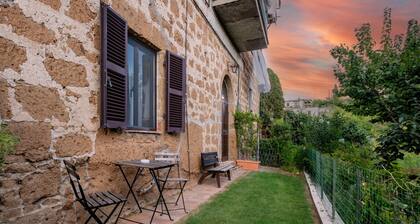 Apartment 'Loft Orsini' with Private Garden