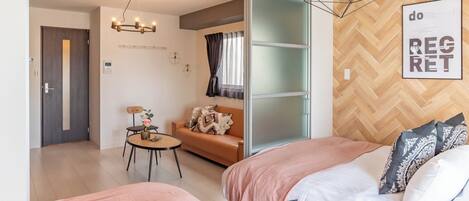 1 chambre, bureau, fer et planche à repasser, Wi-Fi gratuit