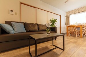 TV - DY73 Do Sunset Hill 703 - DY73 Do Sunset Hill 703 / Osaka Ōsaka (Osaka)