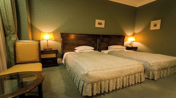 1 bedroom, desk, free WiFi, bed sheets