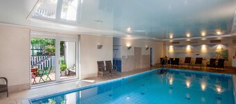 Haus Schönblick – "Apartment 5" with Mountain View, Private Terrace and Wi-Fi