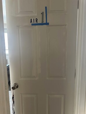 Interior - Cozy 1-bedroom apartment in fabulous Anchorage with WiFi (Anchorage)