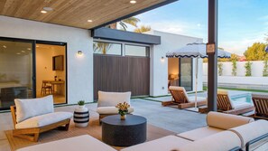 House (1 Bedroom) | Interior