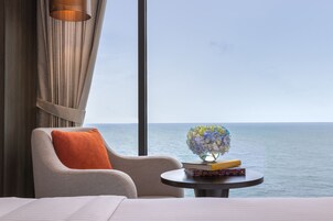 Superior Twin Room, Ocean View | Premium bedding, minibar, in-room safe, individually furnished