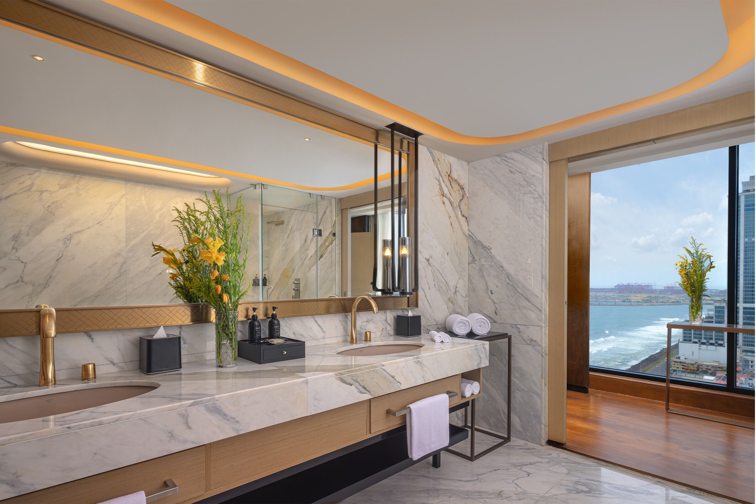 Photo - Amari Colombo, Sri Lanka