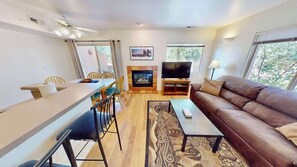 Smart TV, fireplace - Fairway Foothills - 3335 (Moab)