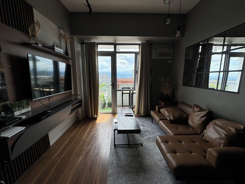 Modern Exquisite Place for Tranquil Escapes