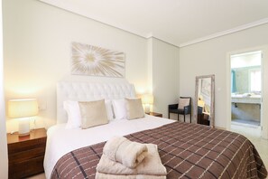 2 Schlafzimmer, Bügeleisen/Bügelbrett, kostenloses WLAN, Bettwäsche