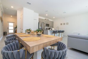 House | 4 bedrooms - NEW Home Storeylake 4Bd 3 Walking Clubhouse (Kissimmee)