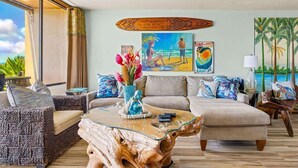 Living area - Poipu Makai Villas C1 – Oceanfront, A/C, PBAC Included (Koloa)