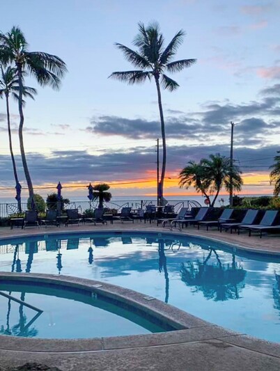 Nihi Kai 510 - Garden w/ Ocean Peek View/AC/Walk to Beaches