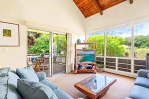 Smart TV - Poipu Crater 24 - Stay in the Crater, A/C in the Bedrooms (Koloa)