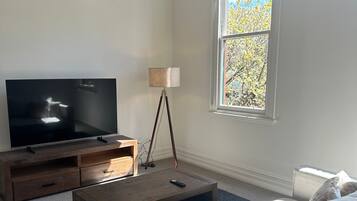 Smart TV, streaming services