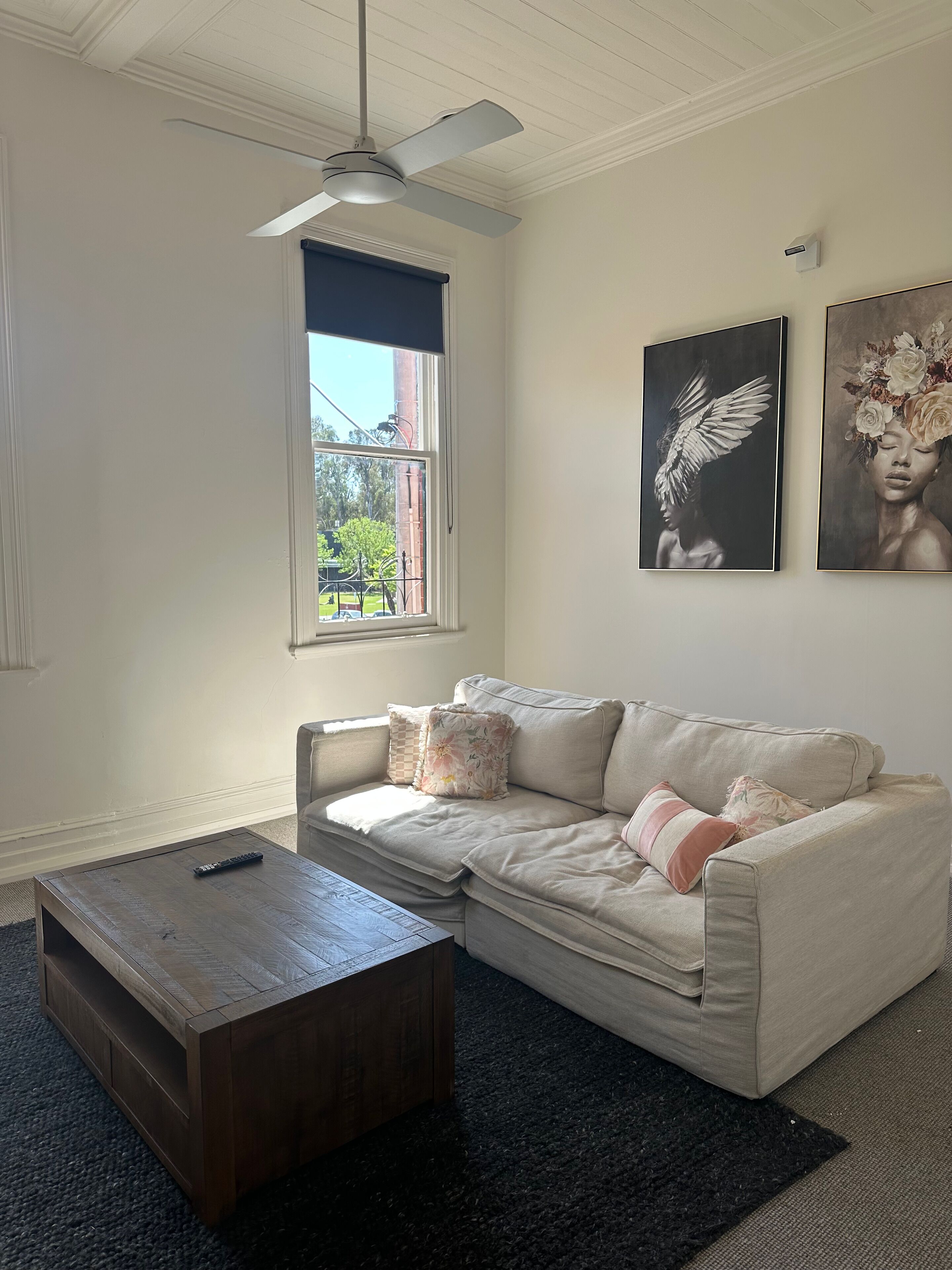 Apartment, 2 Bedrooms, City View | Living area | Smart TV, streaming services