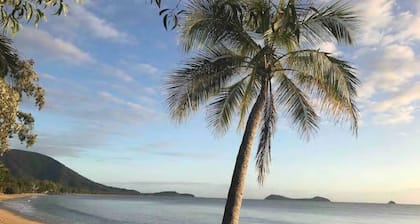 Absolute Beachfront 2 Bedroom Luxury Holiday Home