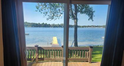 Delightful 4-bedroom house in Wautoma on the waters edge of Silver Lake
