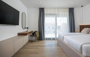 4 bedrooms, in-room safe, iron/ironing board, free WiFi - 4 bedroom cozy home in Sukosan (Sukosan)