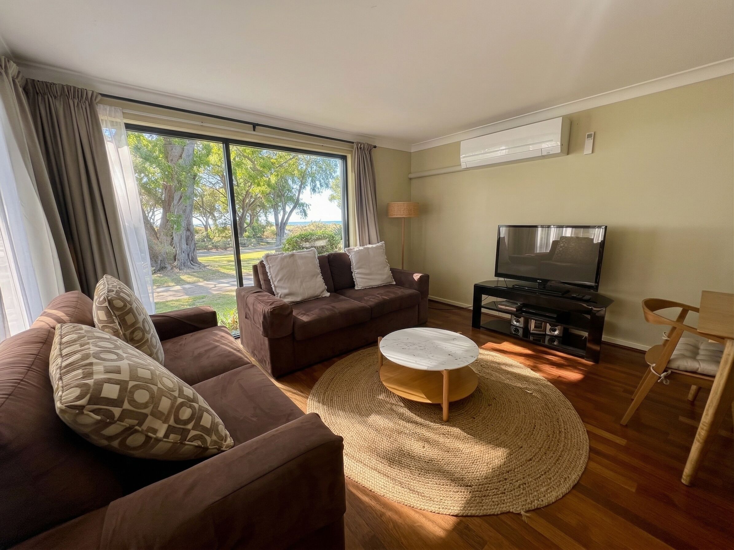 Comfort House, Multiple Beds, Non Smoking, Beach View | Living area | 55-inch flat-screen TV with satellite channels