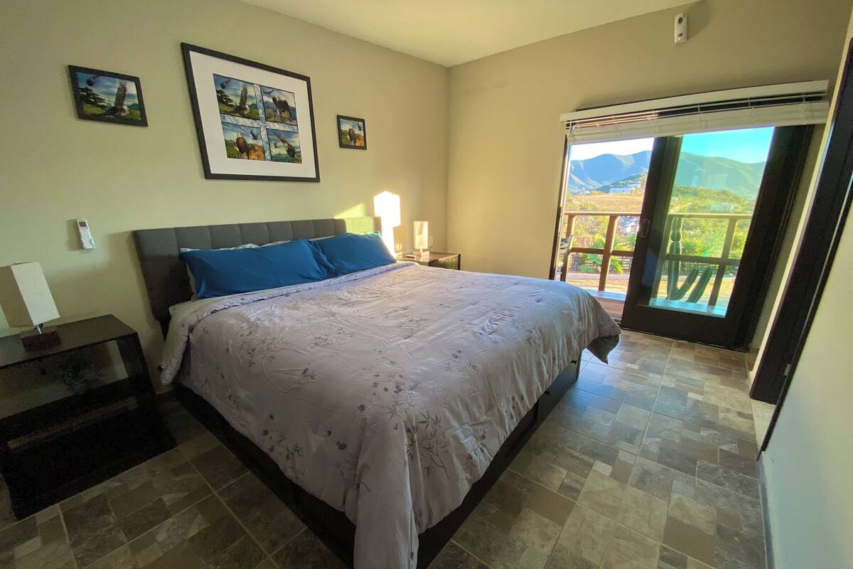 Standard Double Room | Minibar, WiFi (free), bed sheets