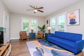 Living area - 4 Seasons of Fall in Tampa Heights - Unit 2 (Tamap)