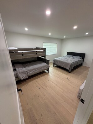 3 habitaciones, wifi y ropa de cama 