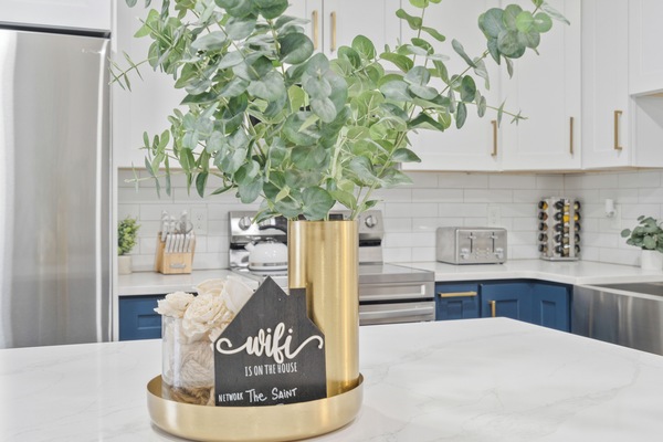 Microonde, forno, piano cottura, lavastoviglie