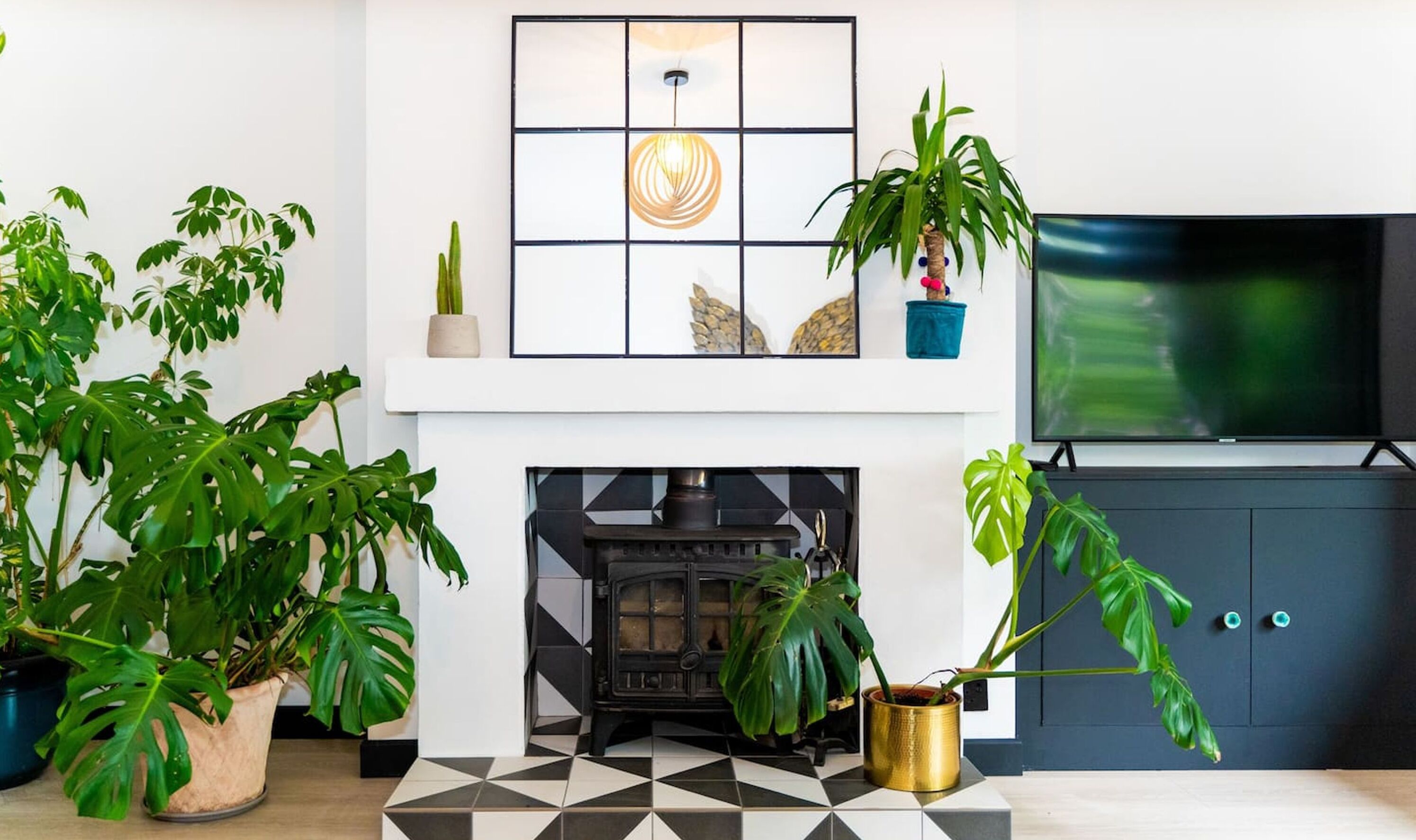 4 عدّة غرف نوم ومكتب