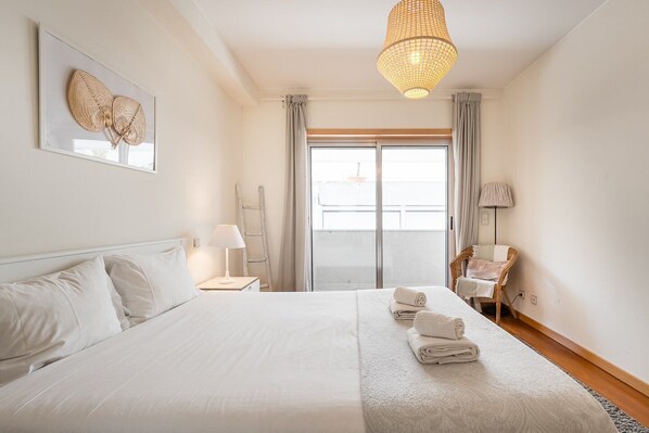 1 sovrum, strykjärn/strykbräda, internet och sängkläder