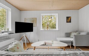 Smart TV, fireplace, table football