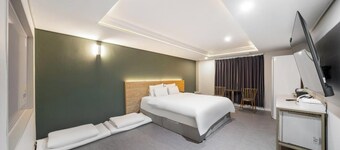 BRIGHTEN HOTEL