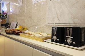 Free daily self-serve breakfast - BRIGHTEN HOTEL (Jeonju)