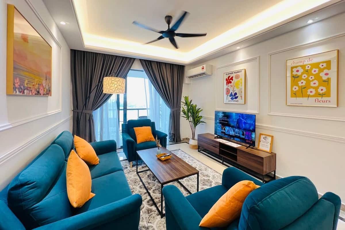 Exclusive Apartment | Living area