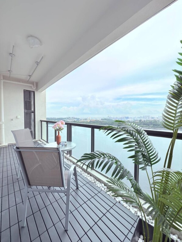 Classic Apartment | Living area | TV - R&F SEINE REGION BY ANJU (Johor Bahru)