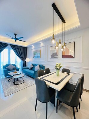 豪華公寓 | 起居區 | 電視