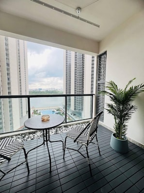 Exclusive Apartment | Living area | TV - R&F SEINE REGION BY ANJU (Johor Bahru)