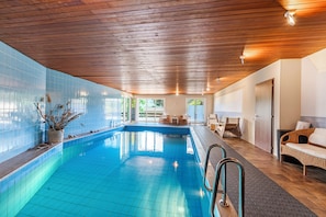 Appartamento familiare, camere multiple (Apartment Graziella With Pool And) | Piscina | Piscina coperta